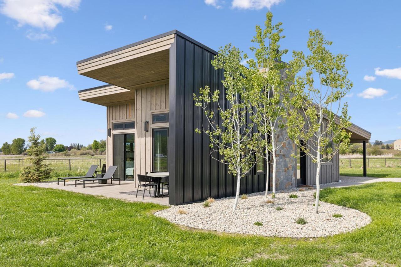 Mara Luxury Cabin- Maple Hamilton エクステリア 写真