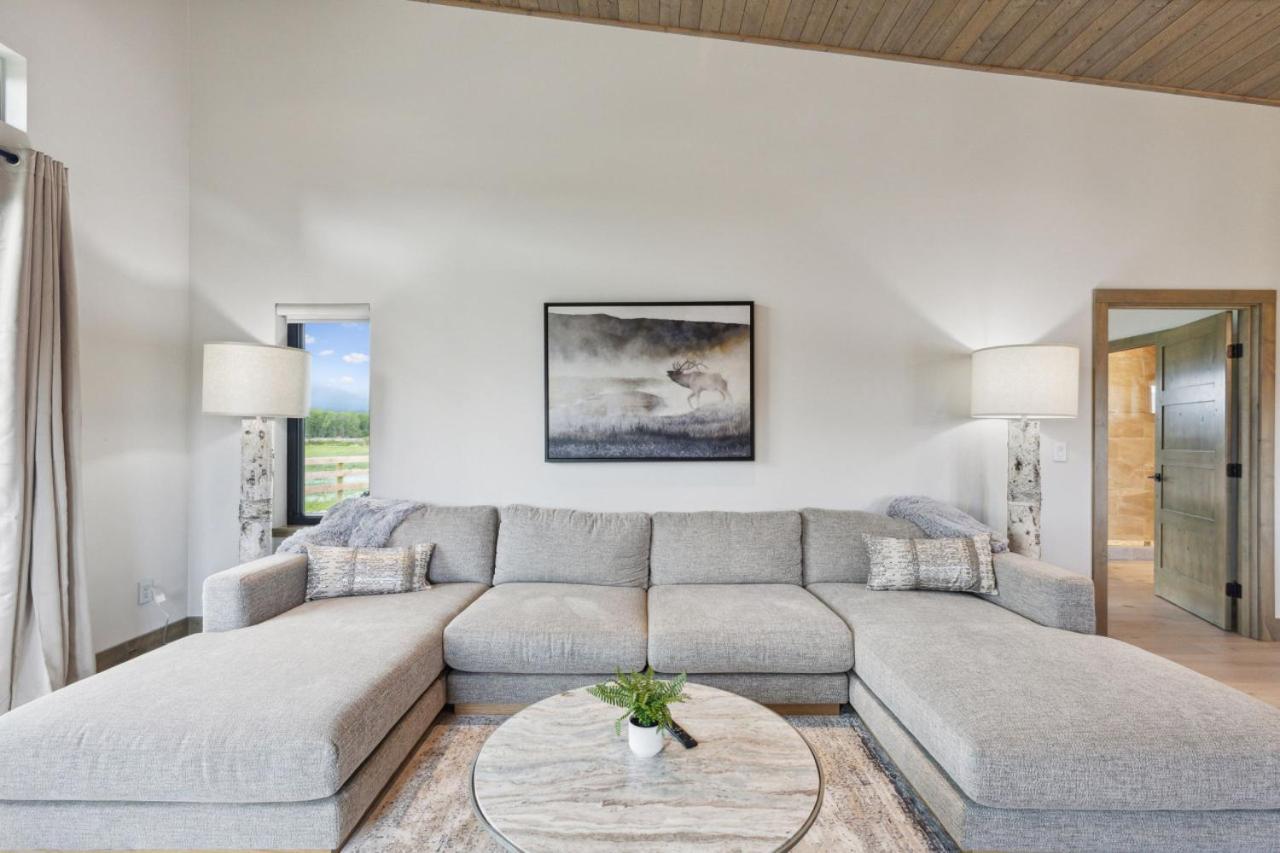 Mara Luxury Cabin- Maple Hamilton エクステリア 写真