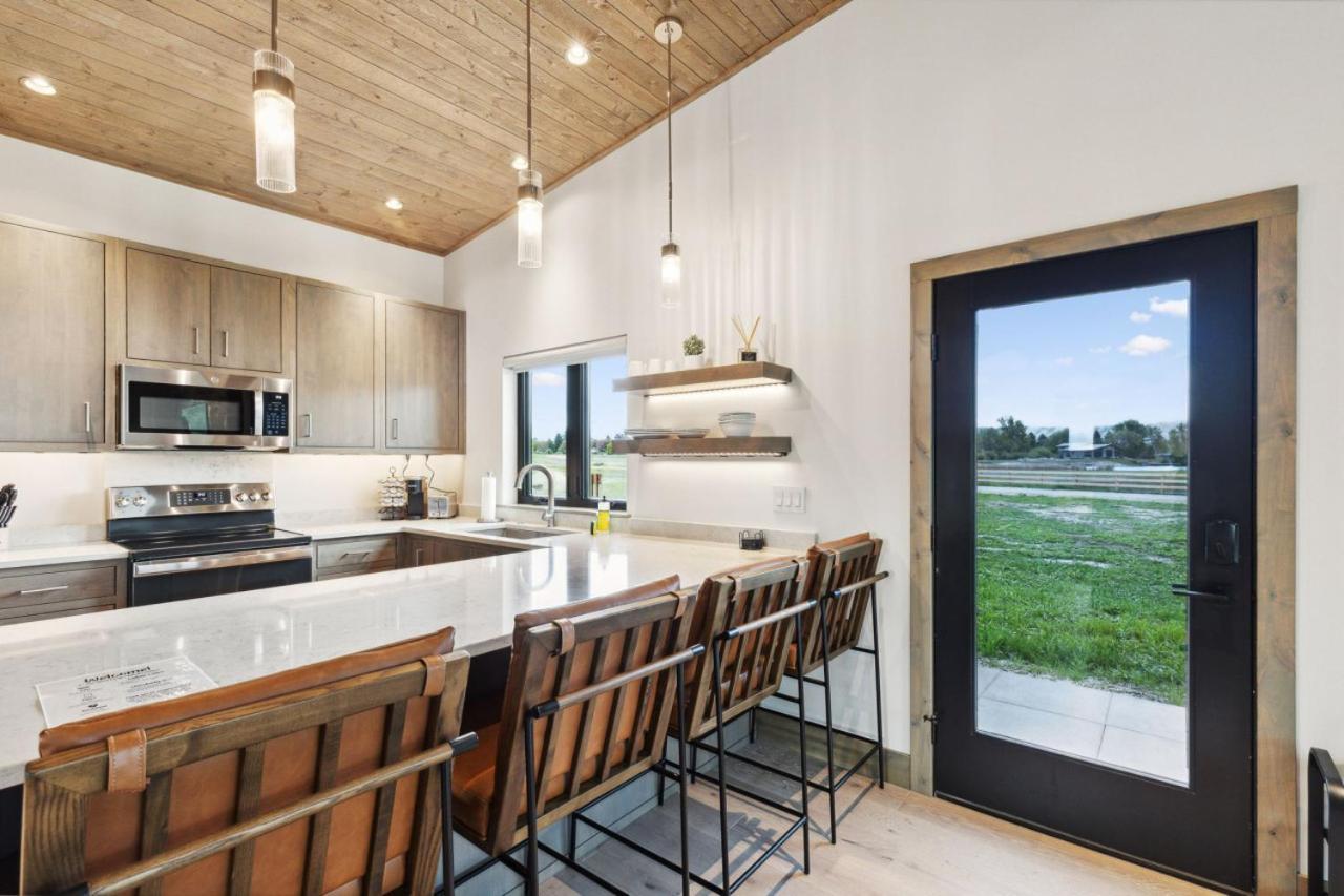 Mara Luxury Cabin- Maple Hamilton エクステリア 写真